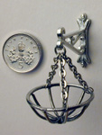 Hanging basket and bracket