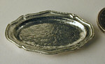 Oval plate wavy edge